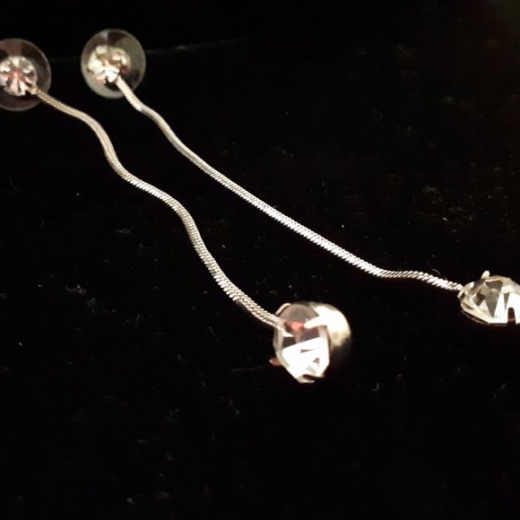 Vintage Rhinestone Shoulder Duster Earrings - Picture 5 of 5